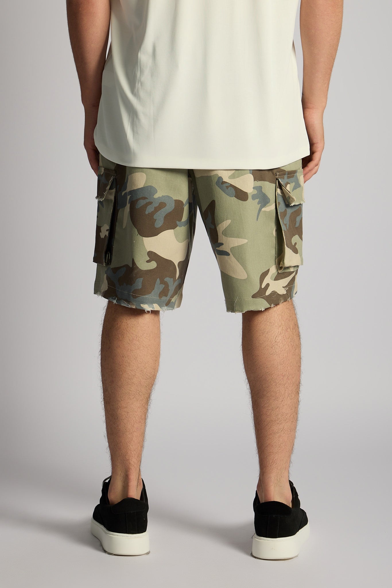 מכנסי דגמ"ח קצרים ❘ Army Cargo Shorts