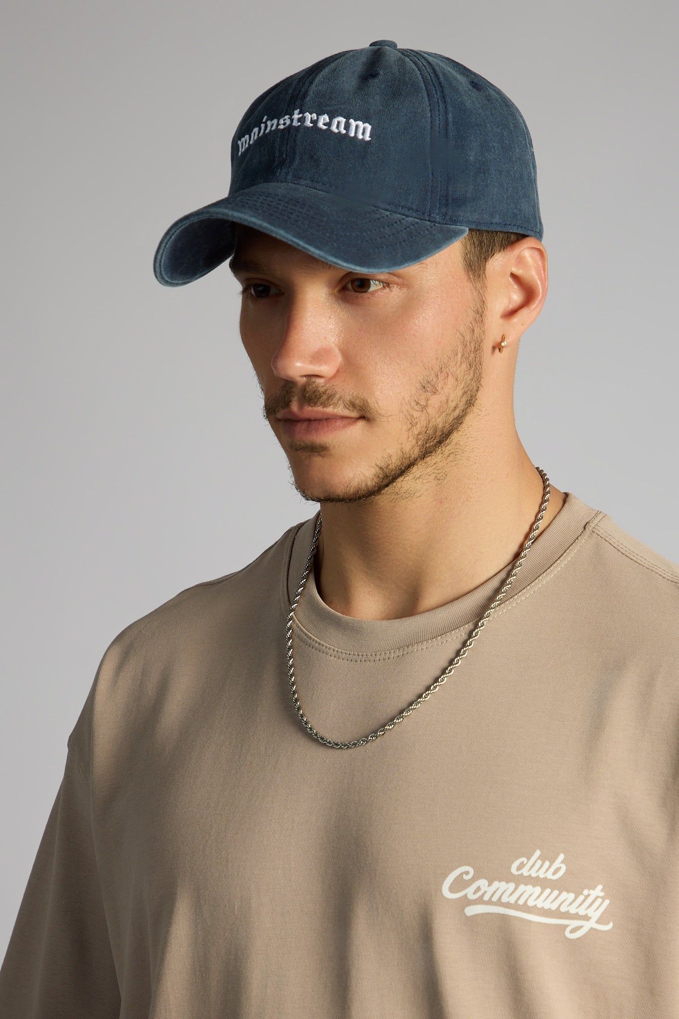 MAINSTREAM HAT