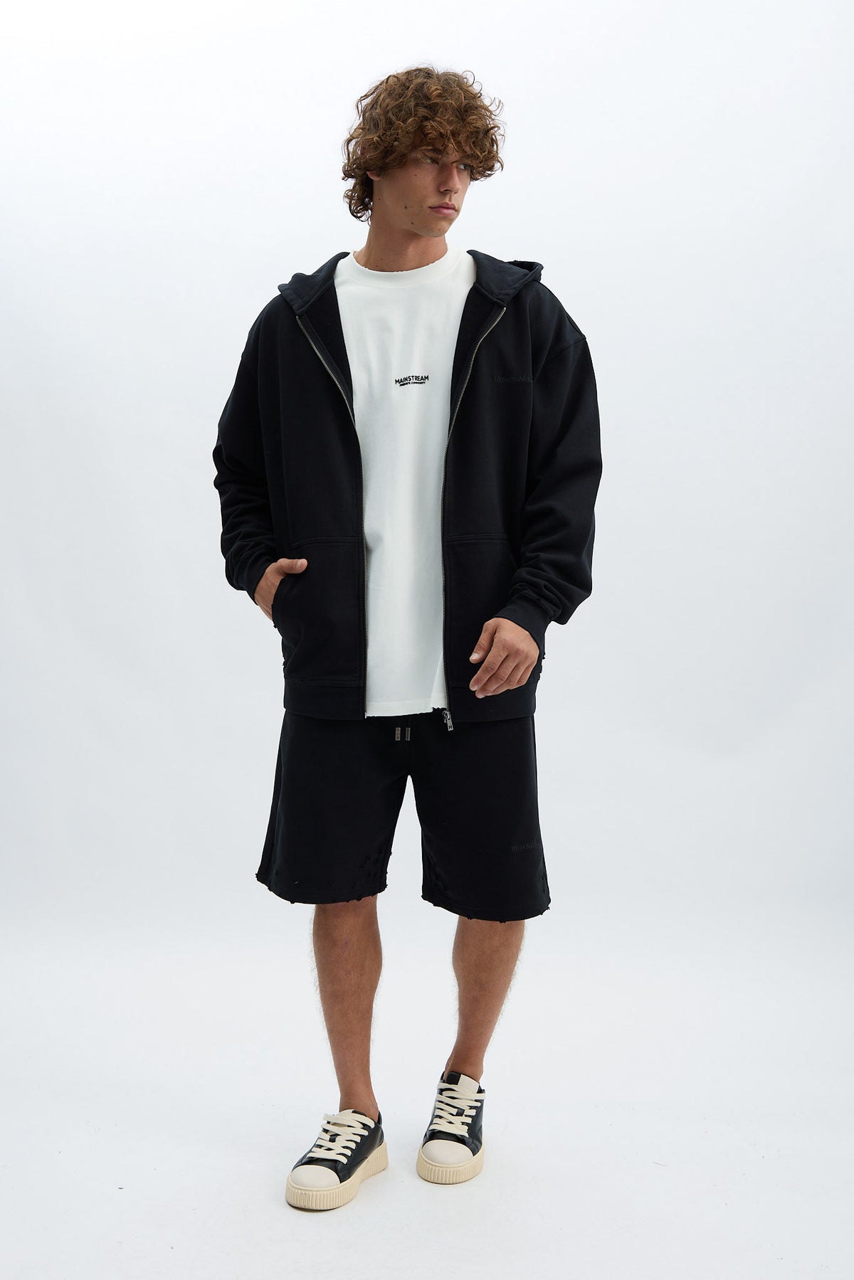 מכנסיים קצרים ❘ Rifts Shorts