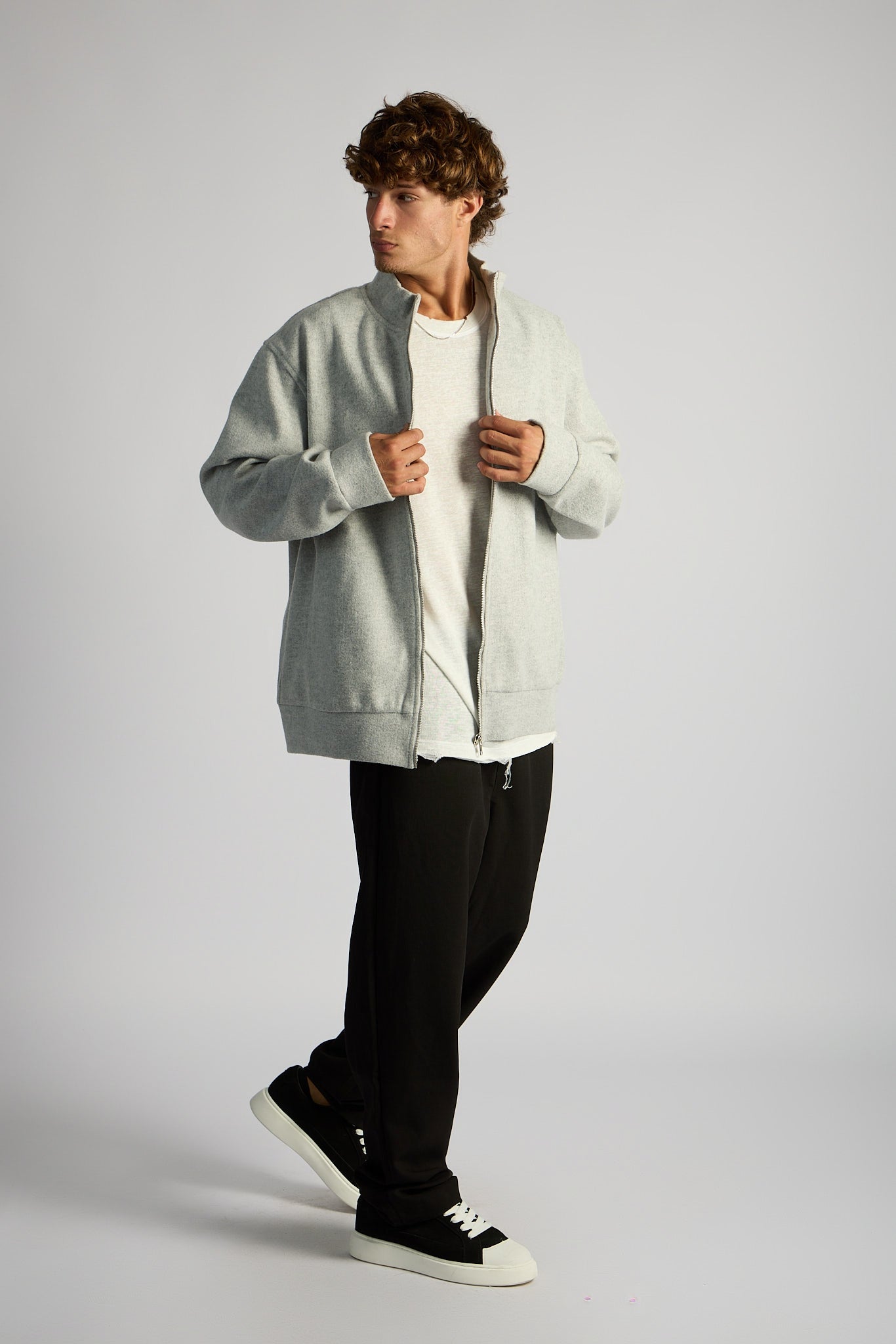 ג'קט צמר ❘ Wool Zip-Up Jacket