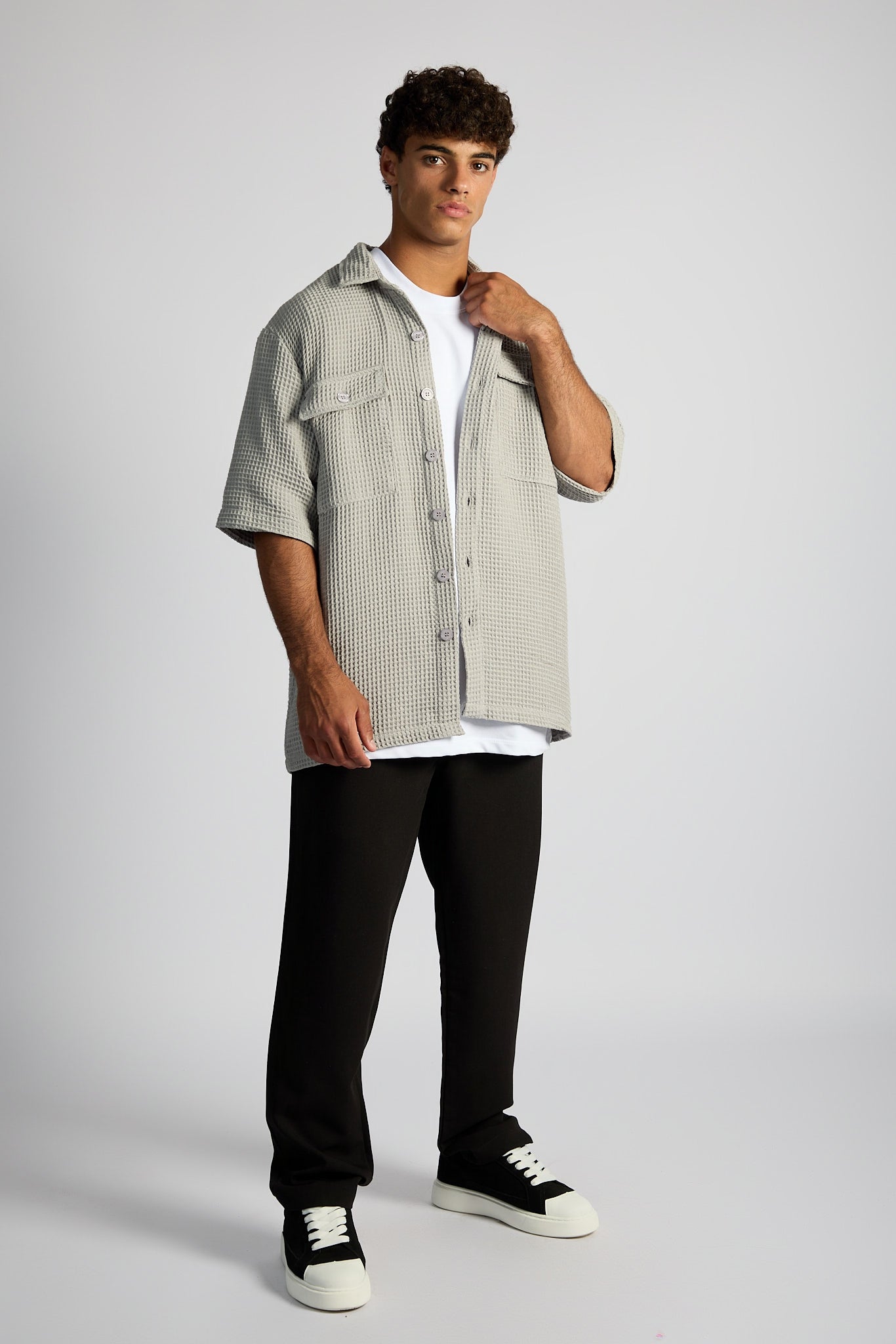מכופתרת טוקיו ❘ Tokyo Shirt