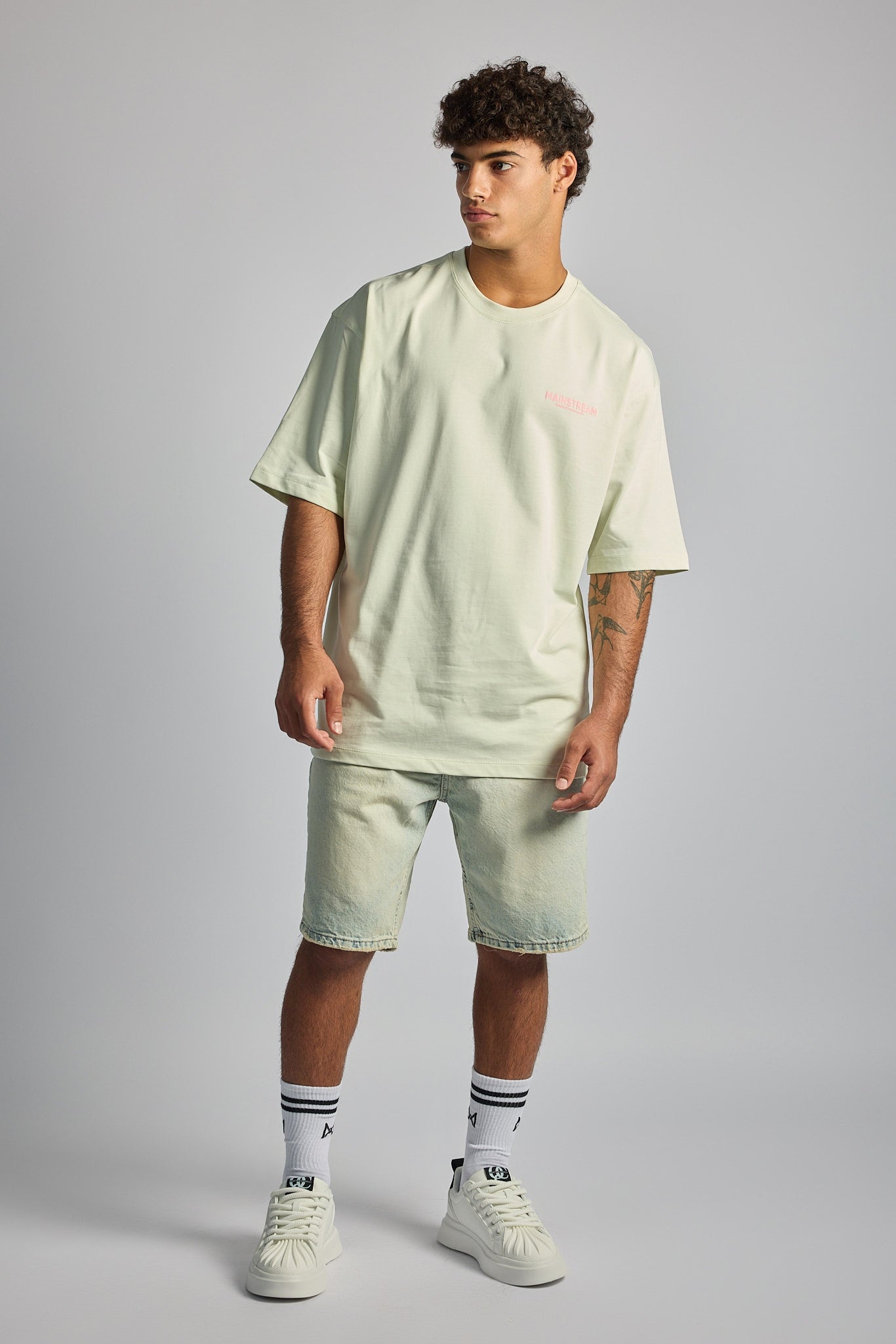 טי שירט אוברסייז ❘ Mainstream T-Shirt