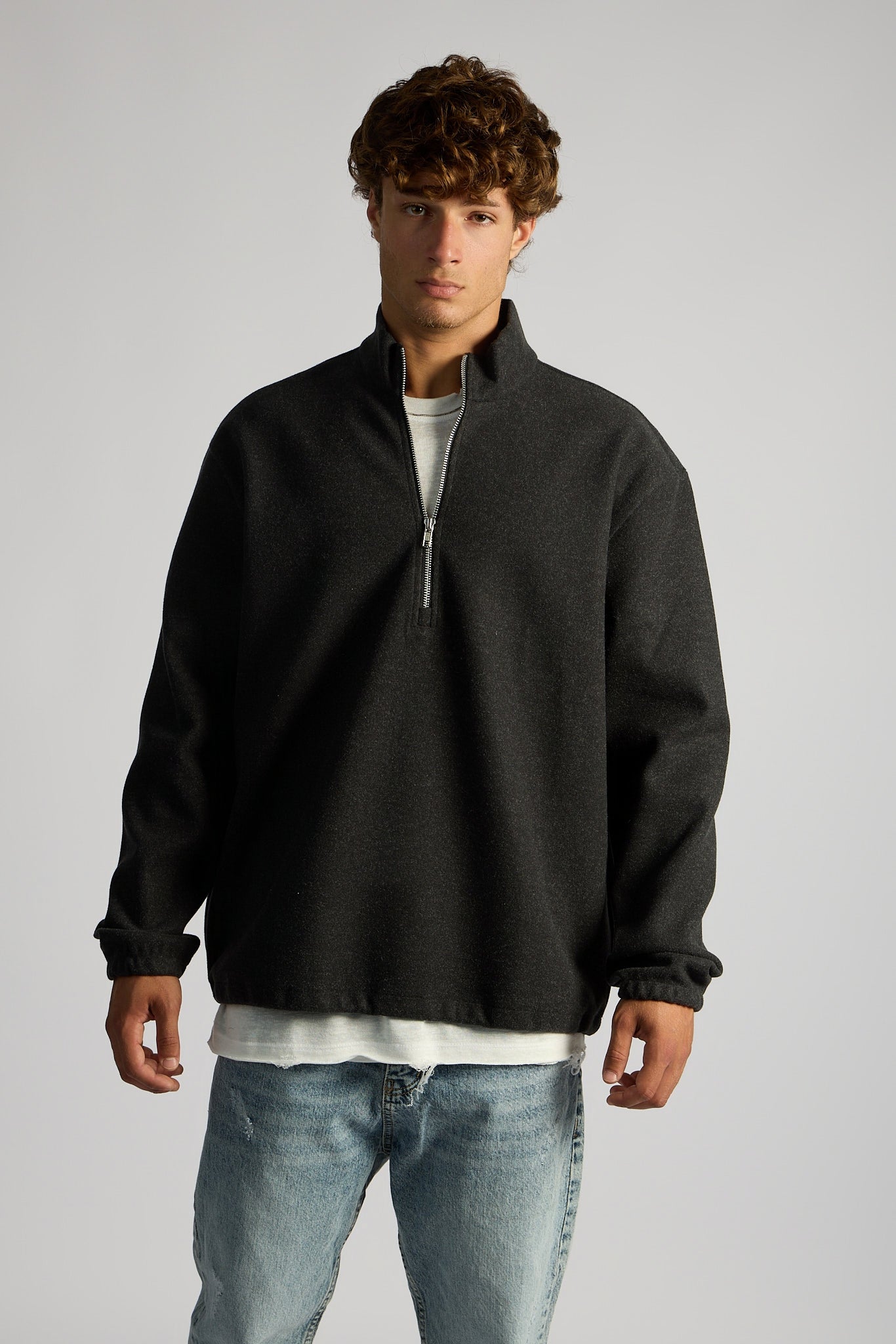 סוודר חצי רוכסן ❘ Half-Zip Sweater