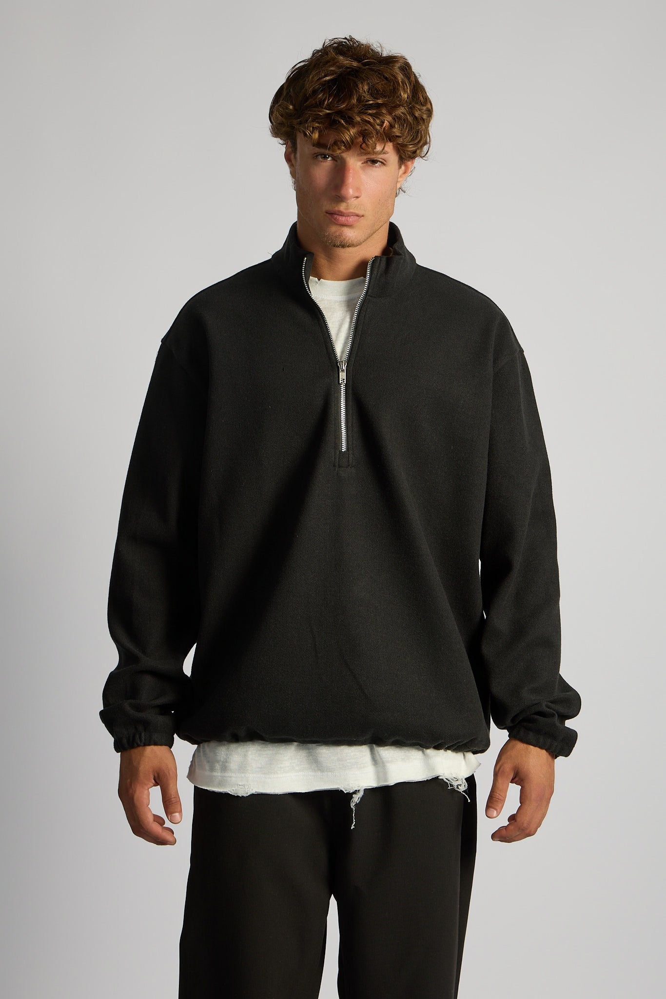 סוודר חצי רוכסן ❘ Half-Zip Sweater