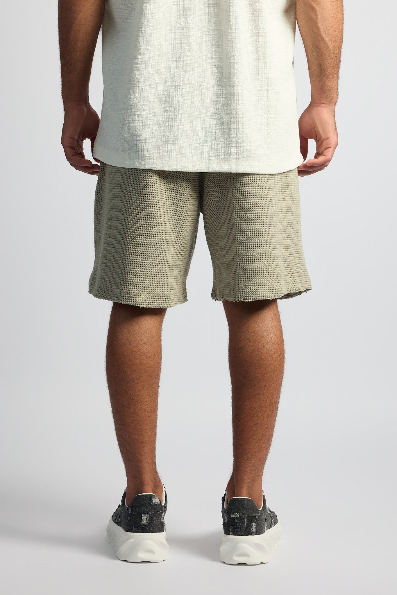 מכנסי וופל קצרים ❘ Waffle Shorts