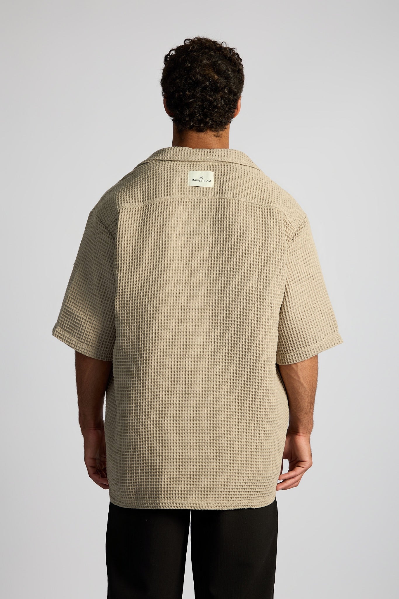 מכופתרת טוקיו ❘ Tokyo Shirt