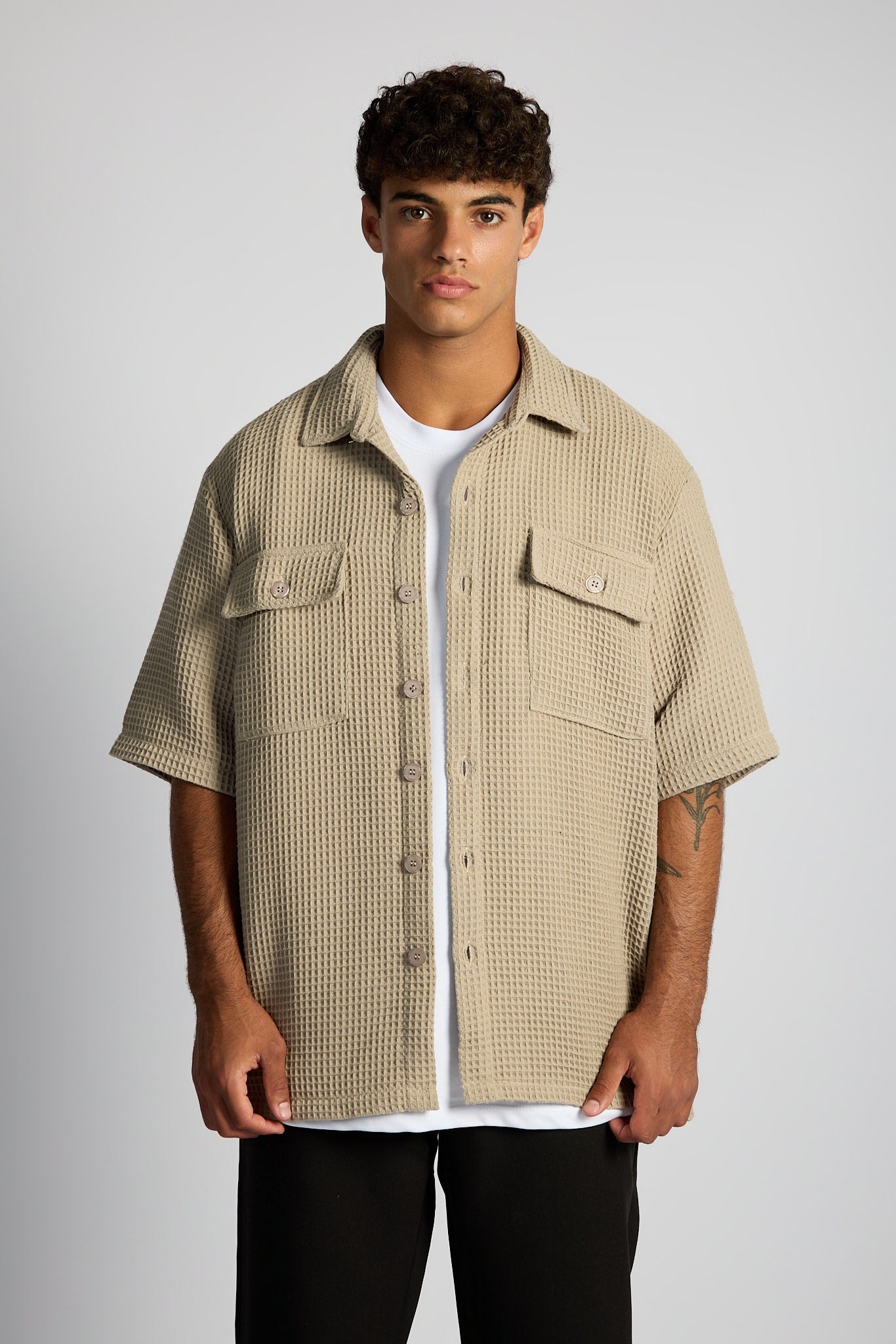 מכופתרת טוקיו ❘ Tokyo Shirt